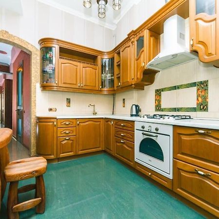 Apartment With View On Inpedendence Square Khreshchatyk Kyjev Exteriér fotografie